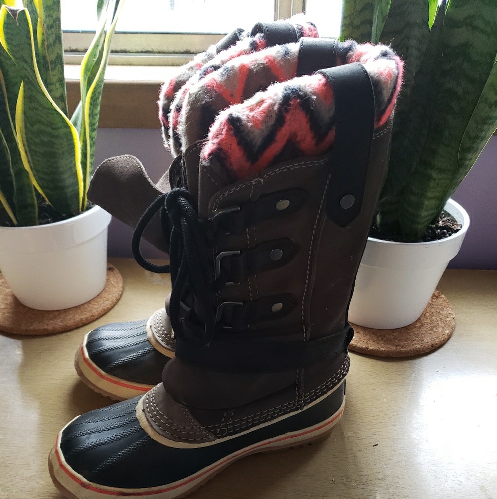 Sorel tall boot